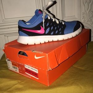 Kids Nike Tennis Shoes